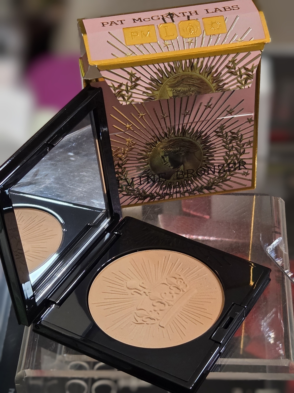 Pat McGrath Labs Skin Fetish Divine Bronzer in Nude Honey